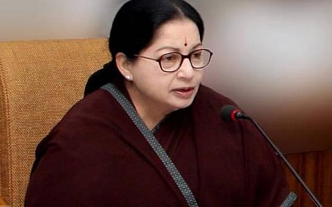 கடற்கொள்ளையர்களால் சுடப்பட்ட மீனவர் குடும்பத்திற்கு ரூ.5 லட்சம் நிவாரண நிதி: முதல்வர் உத்தரவு