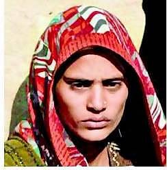 ஷெரீபை கண்டித்து உண்ணாவிரதம்﻿: தலை துண்டிக்கப்பட்ட ராணுவ வீரரின் மனைவி ஆவேசம்﻿