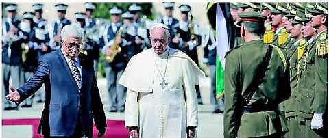 பாலஸ்தீனத்தில் போப் ஆண்ட﻿வர்