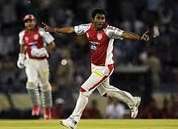 இங்கிலாந்துக்கு எதிரான தொடரில் விளையாட பர்வீந்தர் அவானா இலக்கு