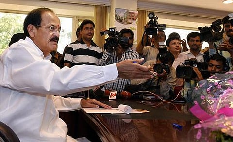 நாடாளுமன்றத்தை சுமுகமாக நடத்த வெங்கய்ய நாயுடுவின் 3-டி பார்முலா