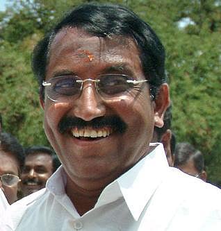 ராஜினாமா செய்த மேயர் எங்கே?﻿: சர்ச்சை கிளப்பும் கட்சியினர்﻿