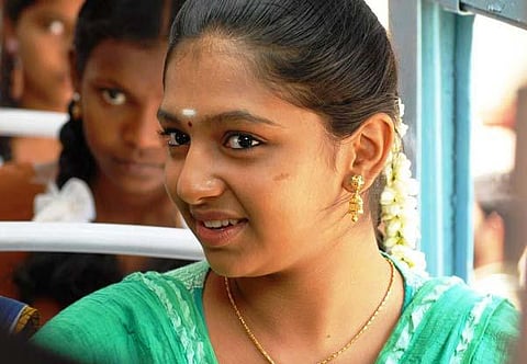 பாடகியாக அறிமுகமாகும் லட்சுமி மேனன்