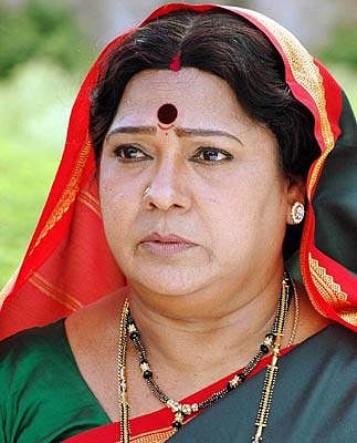 தூள் வில்லி நடிகை சகுந்தலா காலமானார்