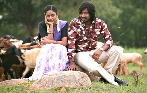 ரஜினி பாராட்டிய முண்டாசுப்பட்டி