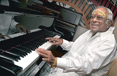 எம்.எஸ்.வி: நேயர் விருப்பத்தின் நாயகன்