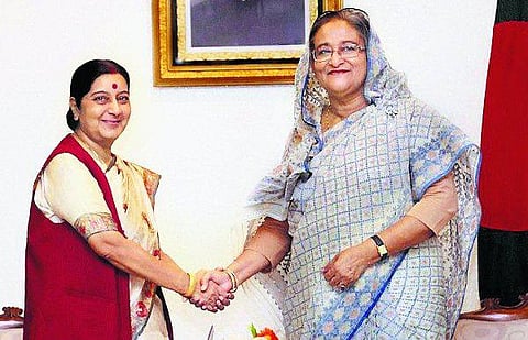 ஷேக் ஹசீனாவுடன் சுஷ்மா பேச்சு