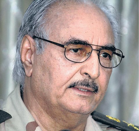 நியாயமான சர்வாதிகாரி வேண்டுமா?