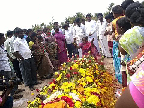 அமைதியாக நடந்த இளவரசனின் நினைவஞ்சலி