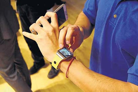 மணிக்கட்டில் ஒரு குட்டி தேவதை﻿