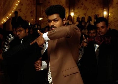 மும்பையைக் காக்கும் தமிழ் ஹீரோக்கள்!﻿