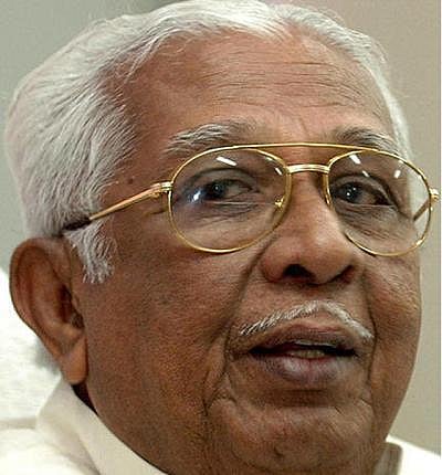 ஆளுநர்களை தூக்கியடிப்பதா?- பாஜக அரசு மீது பதவி விலகிய வைக்கம் புருஷோத்தமன் காட்டம்