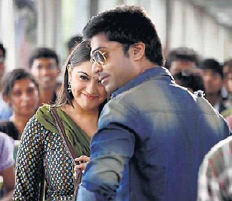 சிம்பு - ஹன்சிகா: ஒளித்து வைத்த காதல்?﻿