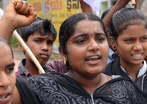 தெலங்கானாவில் பந்த்: இயல்பு வாழ்க்கை பாதிப்பு