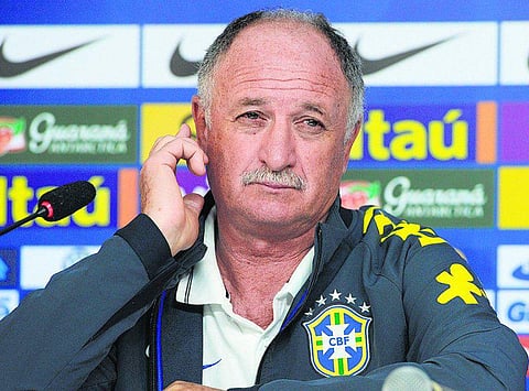 பிரேசில் பயிற்சியாளரின் ராஜினாமா ஏற்பு