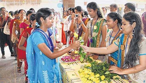 பயம் போக்க ஒரு தினம்