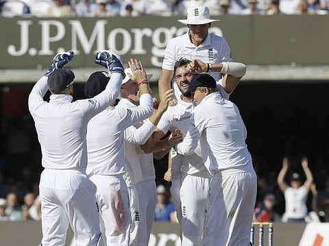 முரளி விஜய் அபாரம்; முன்னிலையை வலுப்படுத்துமா இந்தியா?