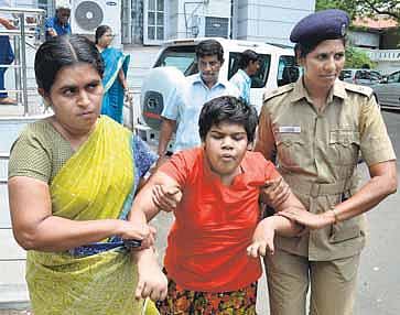 மன வளர்ச்சி குன்றிய மகளை கருணைக் கொலை செய்ய வேண்டும்﻿: முதல்வர் தனிப்பிரிவில் தாய் உருக்கமான மனு