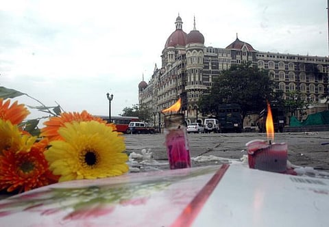 மும்பை தாக்குதல் வழக்கு விசாரணையில் தாமதம் ஏன்?- பாக். தூதருக்கு மத்திய அரசு சம்மன்