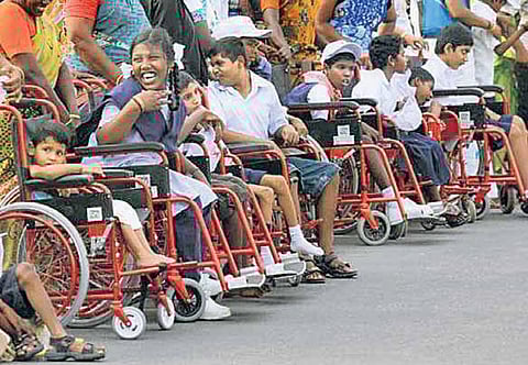 ராஜீவ் காந்தி மாற்றுத்திறனாளிகள் உதவித்தொகைத் திட்டம்