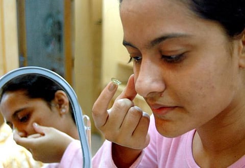 இனி கண்ணாடிக்குச் சொல்லுங்கள் டாட்டா! : பார்வைக் கோளாறை சரிசெய்ய வரும் புதிய தொழில்நுட்பம்