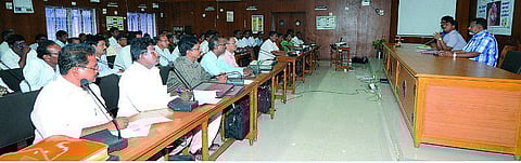 பாலியல் துன்புறுத்தல்களில் இருந்து குழந்தைகளை காப்பது எப்படி? - திருவள்ளூரில் அதிகாரிகளுக்கு பயிற்சி