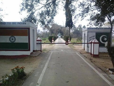 இந்திய எல்லை பாதுகாப்புப் படை வீரரை ஒப்படைத்தது பாகிஸ்தான்
