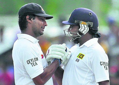 சங்ககாரா சதம்; இலங்கை பதிலடி