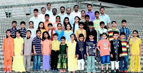 ஹாங்காங் தமிழர்கள் காட்டும் வழி﻿