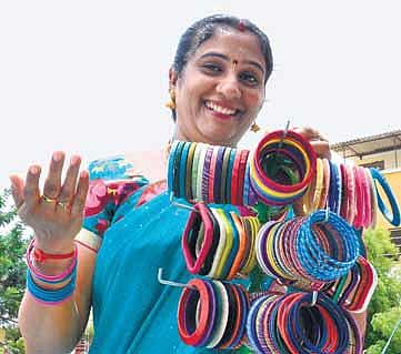 போகிற போக்கில்: கைவினைக் கலையே என் சுவாசம்﻿