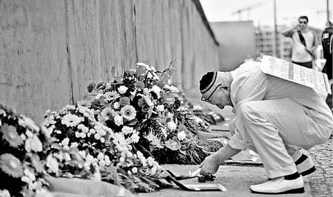 இன்று ஆகஸ்ட் 12- கிழக்கு ஜெர்மனி, பெர்லின் சுவரைக் கட்டத் தொடங்கிய நாள்﻿