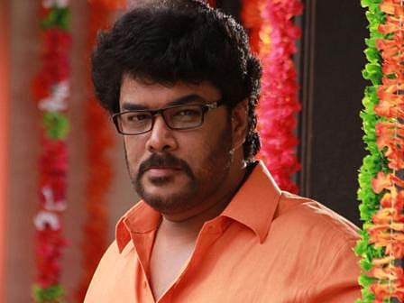 அரண்மணை டீஸர் வெளியீடு: இயக்குநர் சுந்தர்.சி அதிருப்தி