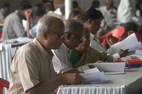 கிராஜுவிட்டி, குடும்ப ஓய்வூதியம் இல்லாத புதிய பென்ஷன் திட்டம்﻿: 2 லட்சம் அரசு ஊழியர்கள், ஆசிரியர்கள் பாதிப்பு﻿