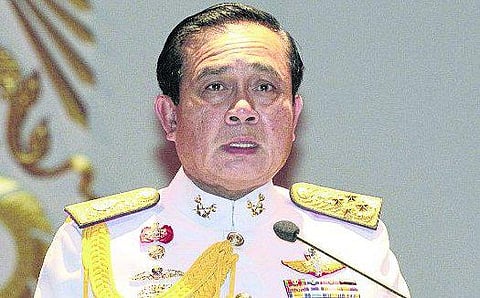 தாய்லாந்து பிரதமராக ராணுவத் தளபதி பதவியேற்பு﻿