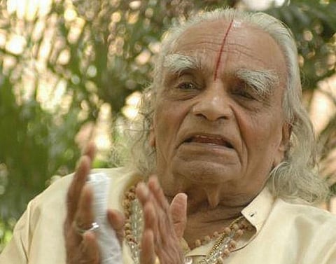 யோகக் கலைக்குப்  புத்துயிர் தந்தவர்