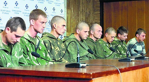 உக்ரைன் ராணுவ வீரர்களை விடுவிக்க புதின் உத்தரவு﻿