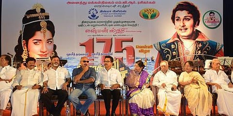 49 ஆண்டுக்குப்பின் வெள்ளி விழா கொண்டாடிய ‘ஆயிரத்தில் ஒருவன்’﻿