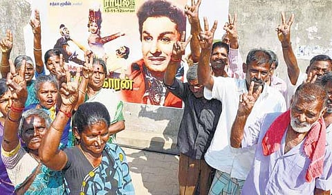 ரசிகன்﻿