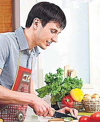 ஆண்கள் சமைக்கக்கூடாதா?