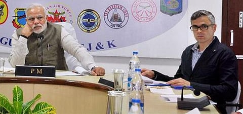 காஷ்மீருக்கு ரூ.1000 கோடி கூடுதல் நிதி﻿: வெள்ள பாதிப்புகளை நேரில் ஆய்வு செய்த பிரதமர் மோடி அறிவிப்பு