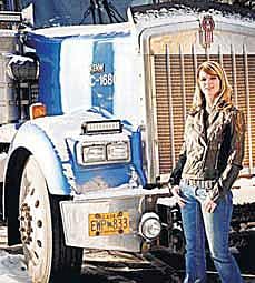 ஆபத்தான சாலைகளில் சாகசப் பயணம்!