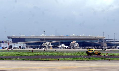 விமான நிலையம், தூதரகங்களில் கண்காணிப்பு அதிகரிப்பு﻿: சென்னையில் ஐ.எஸ்.ஐ. உளவாளி கைது எதிரொலி﻿