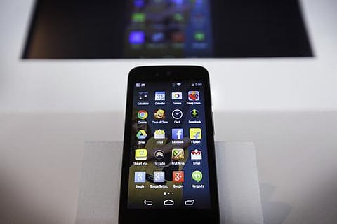 இந்தியாவுக்காக ஒரு ஸ்மார்ட்போன்!