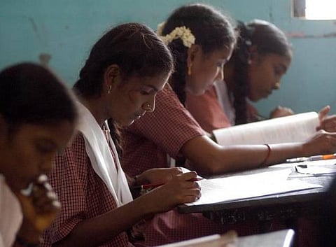 மாணவர்களுக்கு மட்டுமன்று...