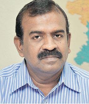 காஞ்சிபுரம் ஆட்சியர் மாற்றப்பட்டது ஏன்?﻿- பின்னணி தகவல்கள்