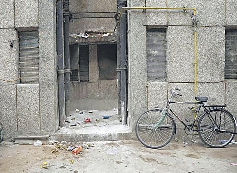 தூய்மையைப் பற்றி எங்களுக்கு பாடம் நடத்தத் தேவையில்லை: வால்மீகி காலனி மக்கள்