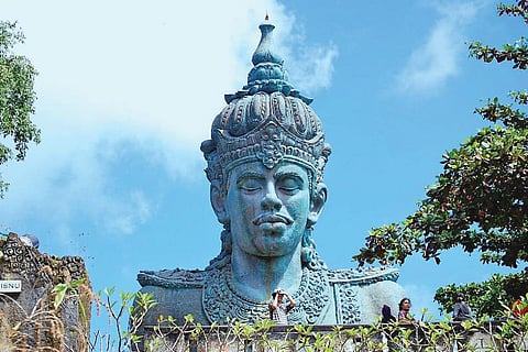 கடவுள்களின் தீவு பாலினேசியா