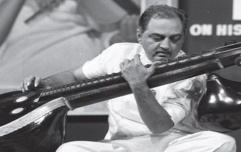 ‘வீணை’ சிட்டி பாபு 10