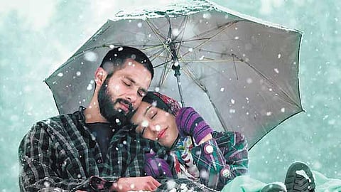 ஹைதர் அலசல்: பனித் திரையில் படரும் குருதி