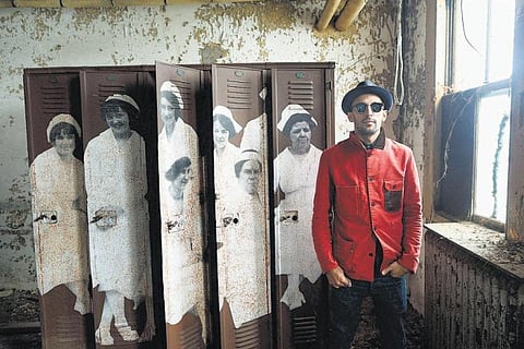 ஆவிகளைத் தேடிப்போன ஓவியர்